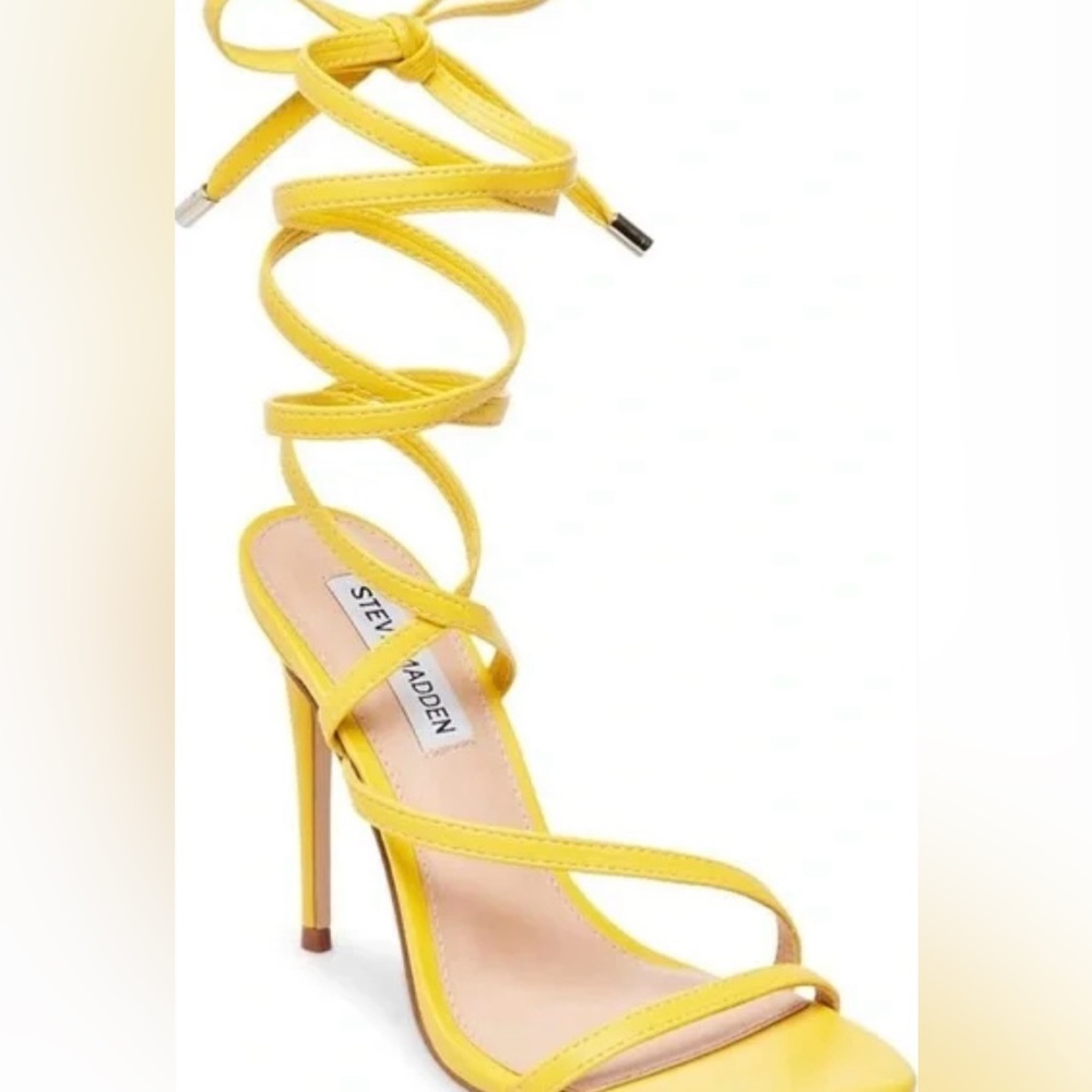 Steve Madden amberlyn tie up heels